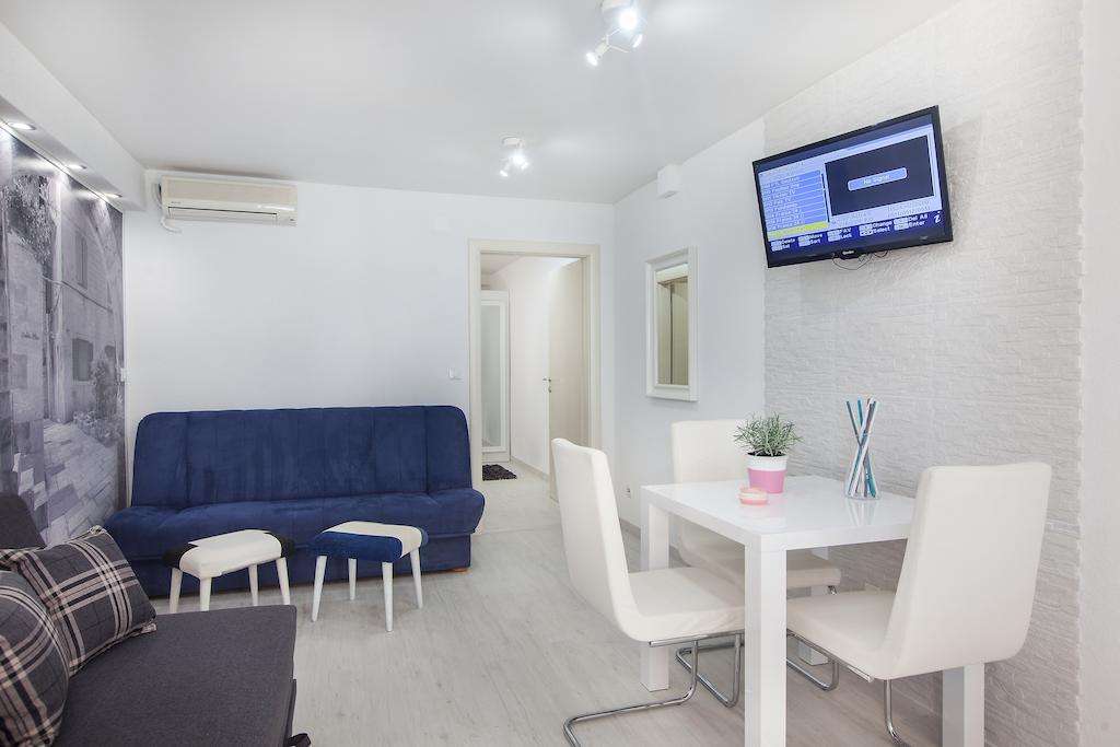 Apartments Orka بروماجنا الغرفة الصورة